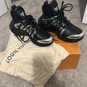 Louis Vuitton Archlight Sneaker 'Black
Silver'